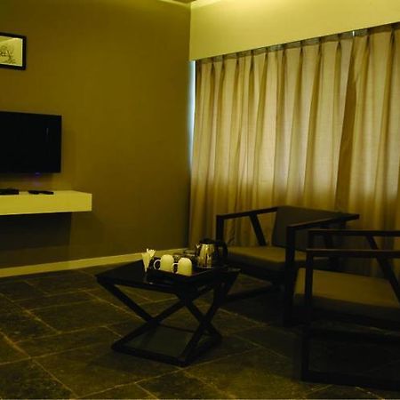 Hotel Dwarawata Dharwad Exteriér fotografie